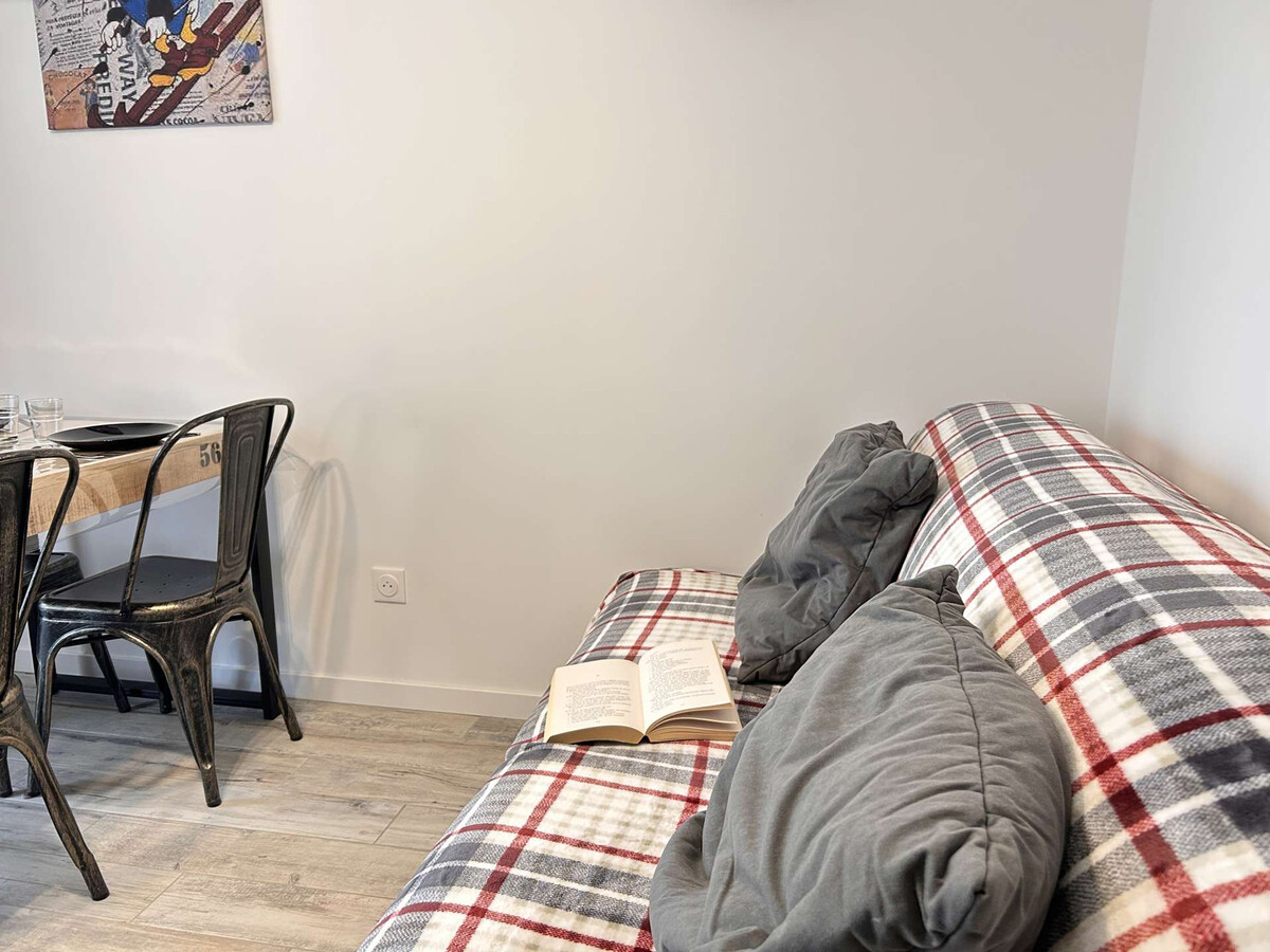 Appartement neuf à Risoul, balcon, près des pistes - Photo 2
