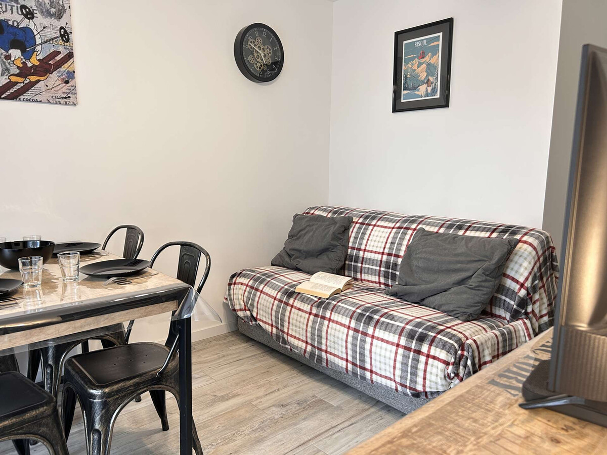 Appartement neuf à Risoul, balcon, près des pistes - Photo 14