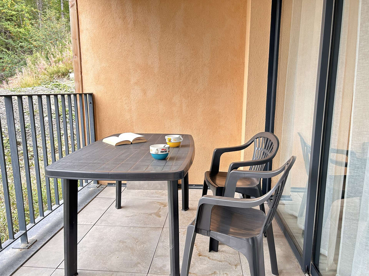 Appartement neuf à Risoul, balcon, près des pistes - Photo 18