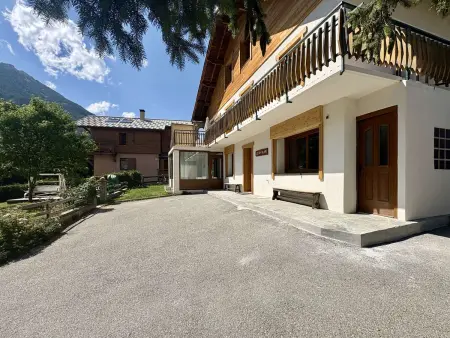 Appartement 2 pièces avec parking privé à La Salle-les-Alpes : photo 12