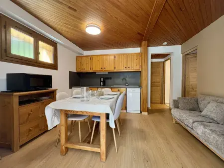 Appartement 3 pièces rénové, 6 pers, accès pistes ski : photo 4
