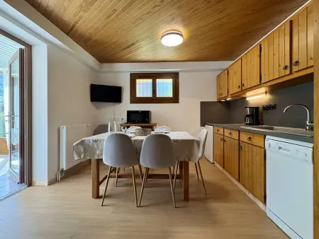 Appartement 3 pièces rénové, 6 pers, accès pistes ski : photo 6
