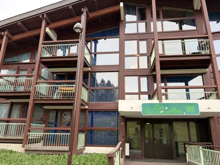 Appartement skis aux pieds - 5 personnes aux Arcs : photo 5