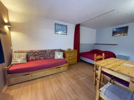 Studio 23m² Valmorel, animaux OK, vue station : photo 4