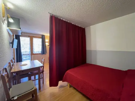 Studio 23m² Valmorel, animaux OK, vue station : photo 7