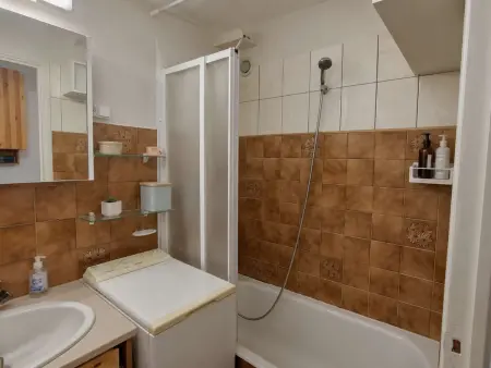Studio centre station, balcon sud, animaux admis : photo 7