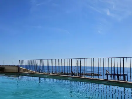 Appartement 2 pièces piscine vue port Sari-Solenzara : photo 13