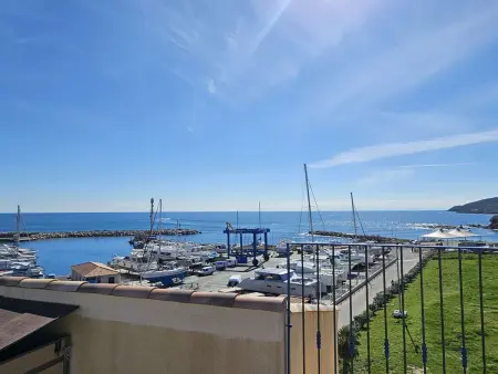 Appartement 2 pièces piscine vue port Sari-Solenzara : photo 15