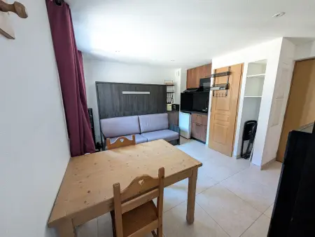 Studio rénové face aux pistes à Montgenèvre : photo 9