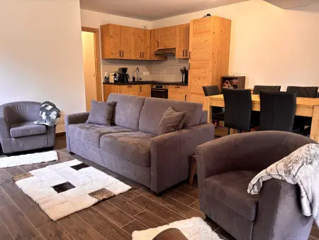Appartement 3 pièces Pralognan-la-Vanoise, balcon 10 m² : photo 1