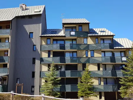 Appartement 2 pièces vue montagne à La Joue du Loup : photo 10