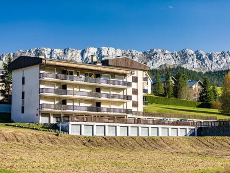 Appartement 3 pièces vue montagnes - 6 pers., balcon : photo 10