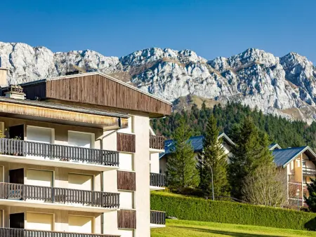 Appartement 3 pièces vue montagnes - 6 pers., balcon : photo 11