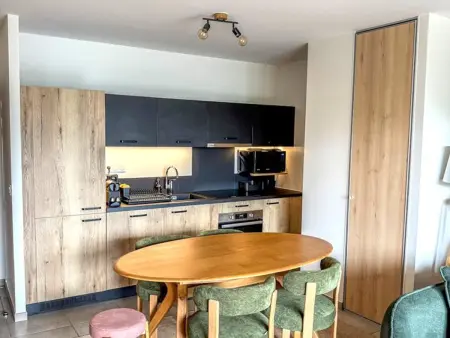 Appt 42m² face télécabine Roc d'Enfer, balcon 16m² : photo 3