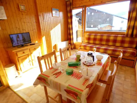 Studio alcôve sud avec balcon aux Saisies : photo 1
