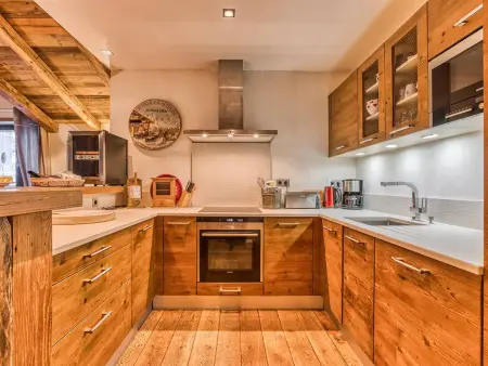 Appartement 105m² au cœur de Courchevel, 6 pers., proche pistes : photo 2