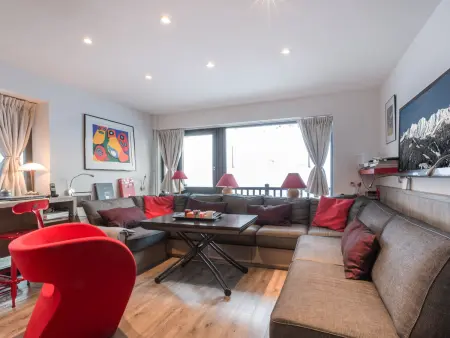 Appartement 55m² poêle à bois, accès direct pistes : photo 1