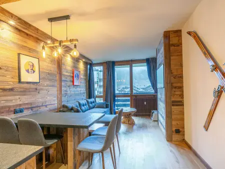 Appartement 3 pièces Val-d'Isère, balcon Sud-Ouest : photo 3