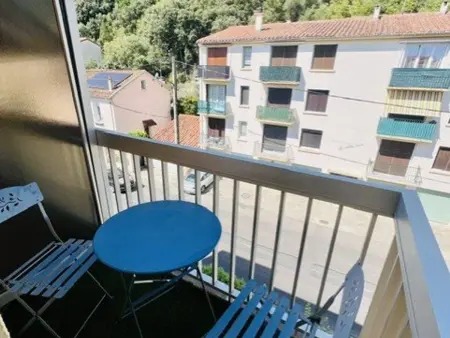 F2 moderne avec terrasse sud à Amélie-les-Bains : photo 10