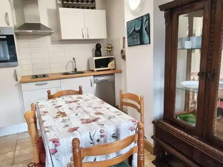 Appartement F2 centre-ville avec parking fermé : photo 9