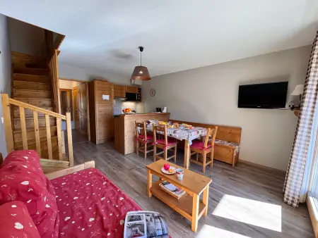 Duplex 60m² vue montagne, piscine résidence - 8 pers. : photo 2