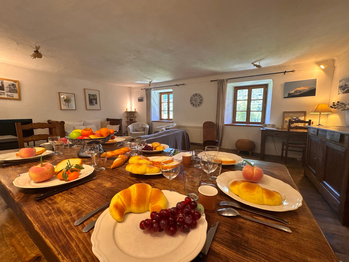 Appartement XIXe siècle vue vallée à Vars, 10 pers. - Photo 6