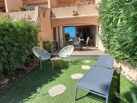 Appartement 2 pièces climatisé, terrasse vue golfe : photo 16