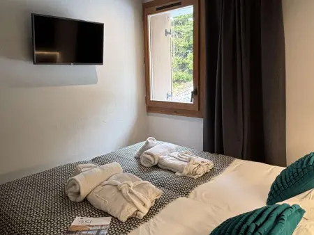 Appart 10 pers. 4 chambres vue Beaufortain + spa : photo 14