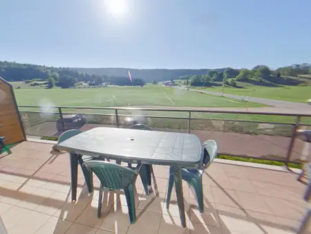 Appartement 4 pers. Morbier, balcon Sud-Est face nature : photo 9