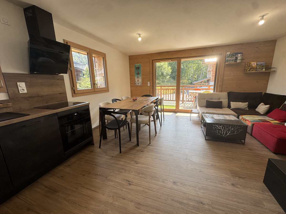 Appartement 8 pers. aux Carroz - 4 chambres, ascenseur - Photo 8
