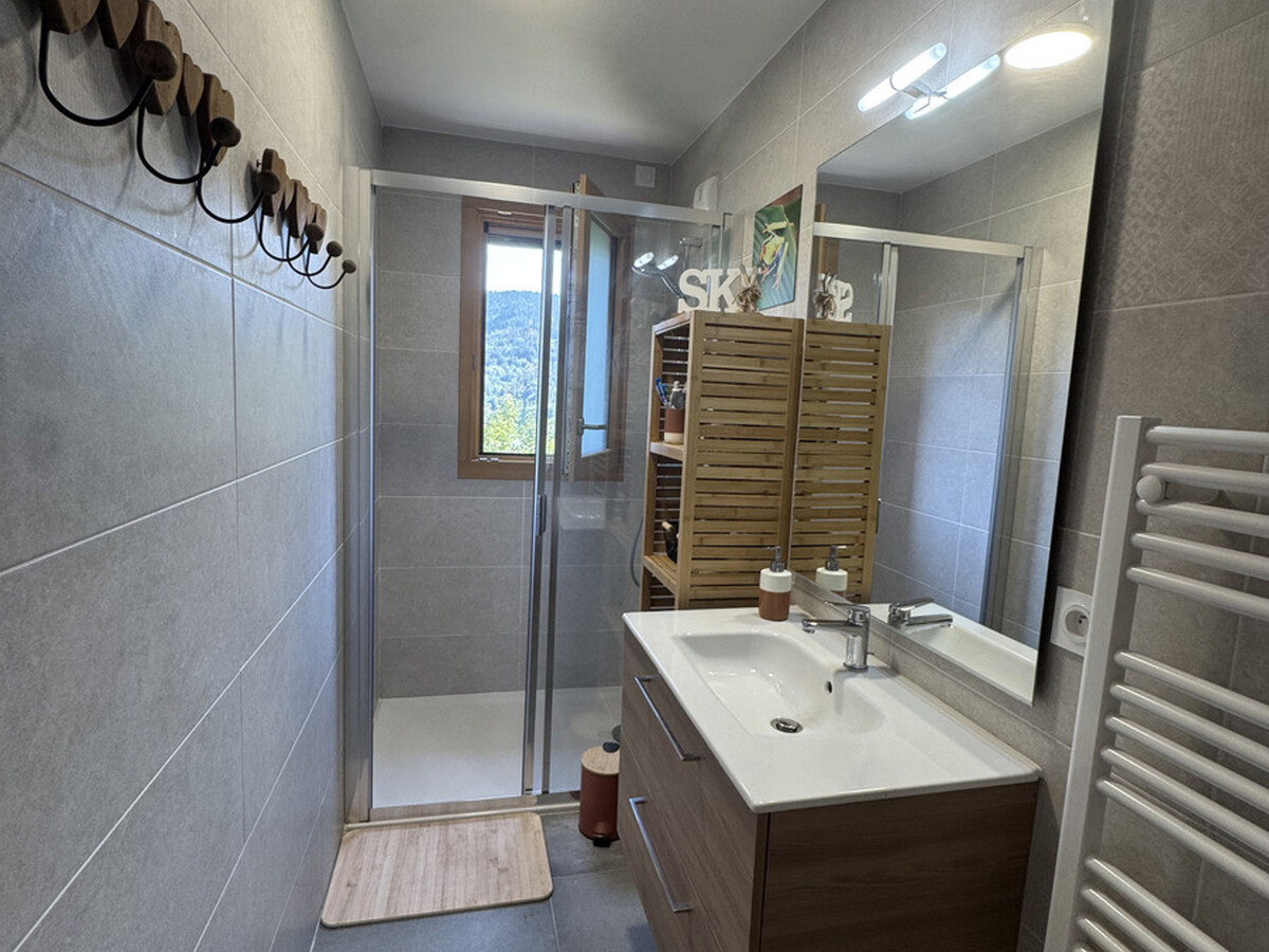 Appartement 8 pers. aux Carroz - 4 chambres, ascenseur - Photo 25