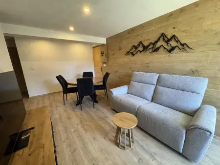 Appartement refait à neuf 4 pers. aux Carroz d'Arâches, balcon : photo 1