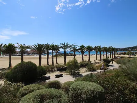 Studio 50 m de la plage à Bormes-les-Mimosas : photo 10