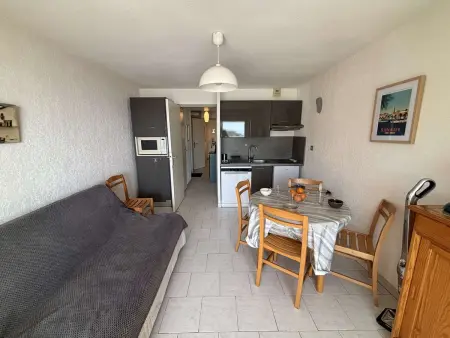 Appartement vue mer et port à Six-Fours, 50m plage : photo 3