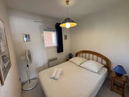 Appartement vue mer et port à Six-Fours, 50m plage : photo 6