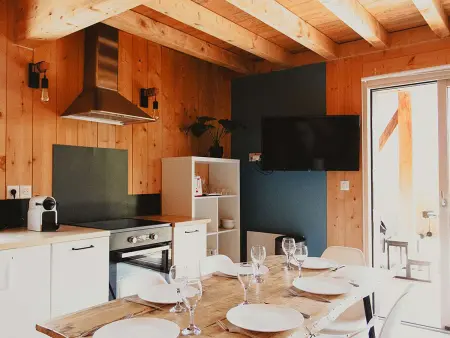 Appartement 6 pers. à Sailhan, terrasse et poêle : photo 2