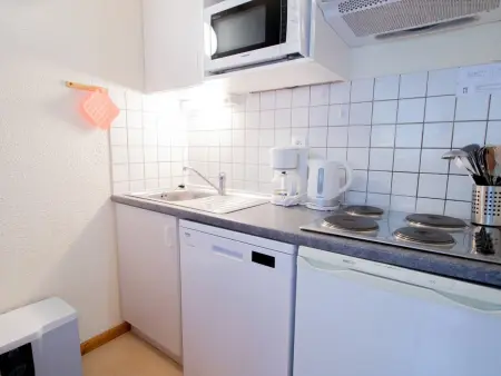 Studio cabine 4 pers. avec balcon à Villarodin-Bourget : photo 4