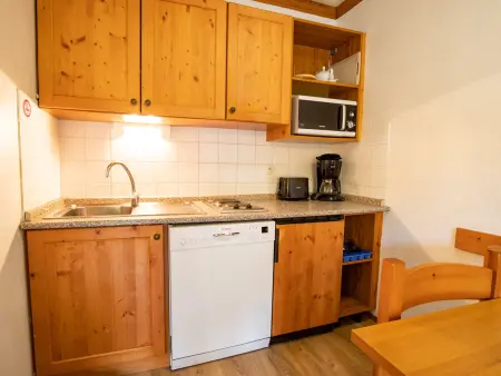 Appartement 2 pièces aux pieds des pistes à Valfréjus : photo 4
