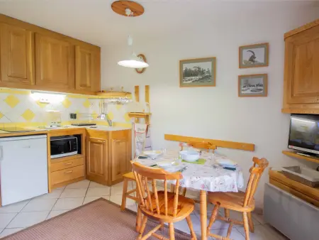Appartement 2 pièces 30 m² à Villarodin-Bourget : photo 2
