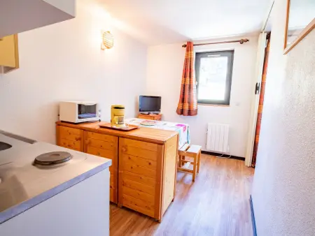 Appartement 2 pièces cabine 4 pers, balcon Sud à Villarodin-Bourget : photo 4