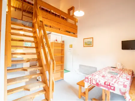 Appartement 3 pièces mezzanine 8 pers. à Villarodin-Bourget : photo 2