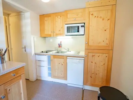 Appartement 3 pièces 8 pers. avec mezzanine à Villarodin-Bourget : photo 2
