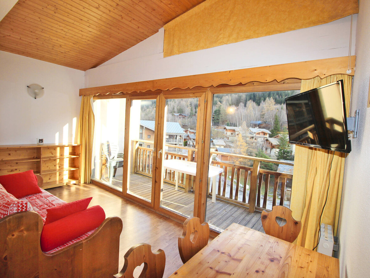 Duplex 6 pers. avec balcon Sud-Est à Villarodin-Bourget - Photo 3