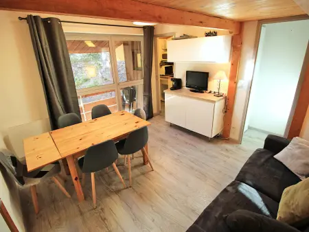 Appartement 2 pièces rénové 6-7 pers. à Villarodin-Bourget : photo 2