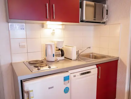Appartement 2 pièces avec balcon Sud à Villarodin-Bourget : photo 4