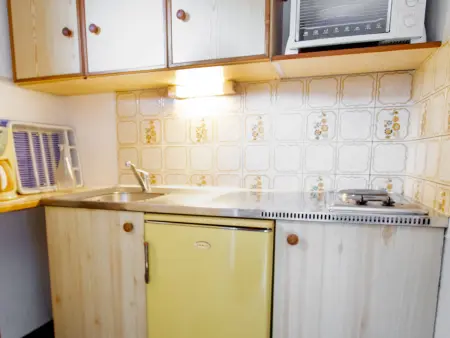 Appart 2 pièces 6 pers. avec balcon sud à Villarodin-Bourget : photo 2