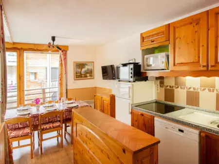 Duplex 6 pers. avec 2 balcons à Villarodin-Bourget