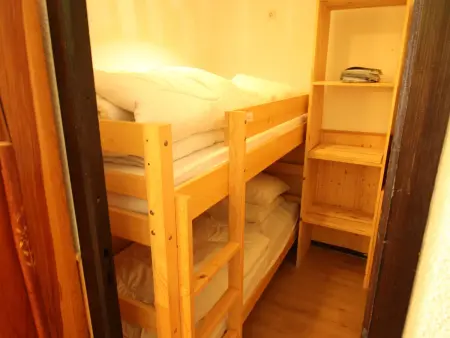 Studio cabine 25m² pour 4, balcon à Villarodin-Bourget : photo 4
