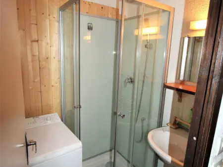 Studio cabine 25m² pour 4, balcon à Villarodin-Bourget : photo 5