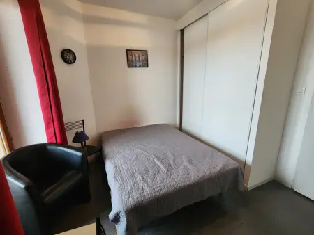 Studio 15 m² centre-ville, 600 m des thermes : photo 2
